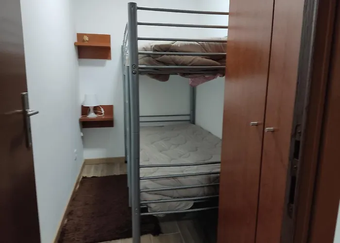 And Weekends, 4 Dom wakacyjny Esposende