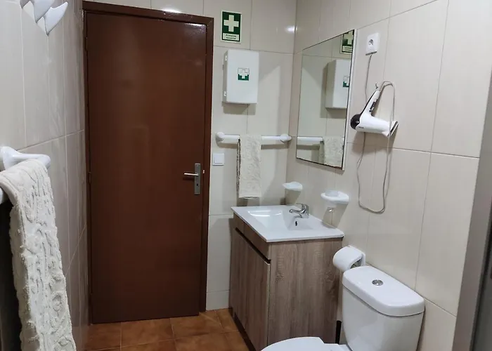 And Weekends, 4 * 에스포센데