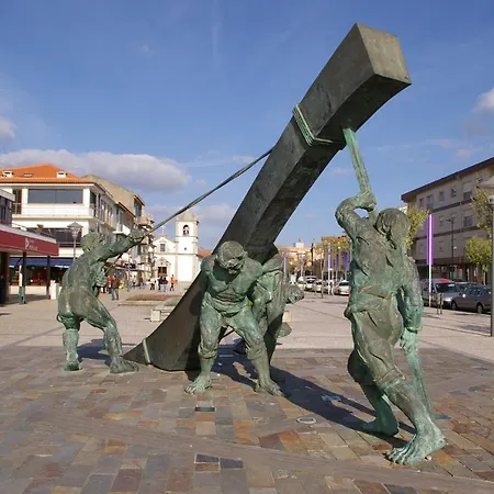 And Weekends, 4 * Esposende