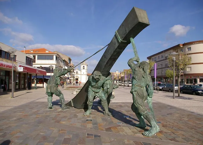 And Weekends, 4 * Esposende